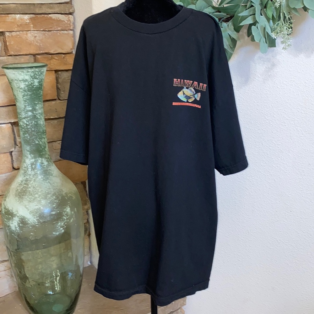 Alstyle- Black Hawaiian Fish Short Sleeve Men’s XXl Shirt